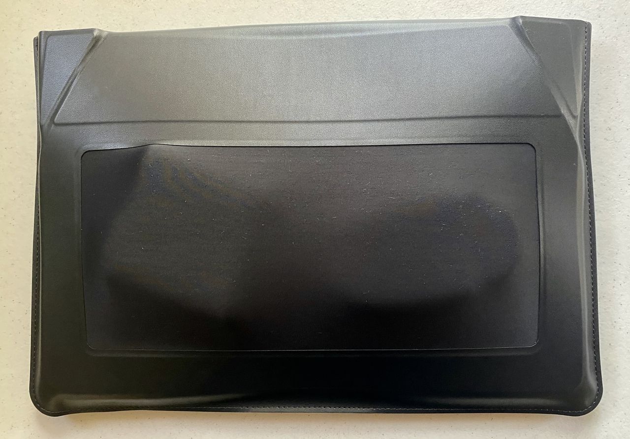 Moft Carry Sleeve Back Full
