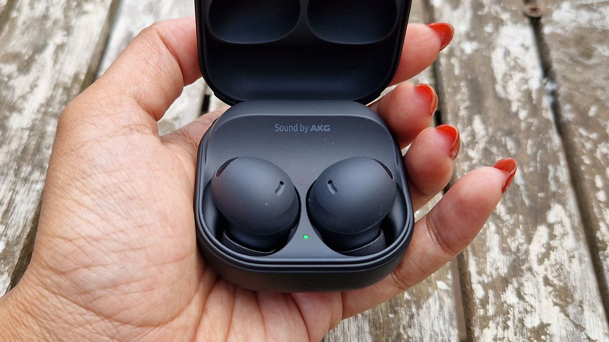 True wireless earbuds: Samsung Galaxy Buds 2 Pro