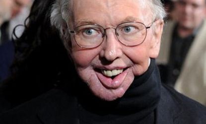 What does Roger Ebert have against 3D?