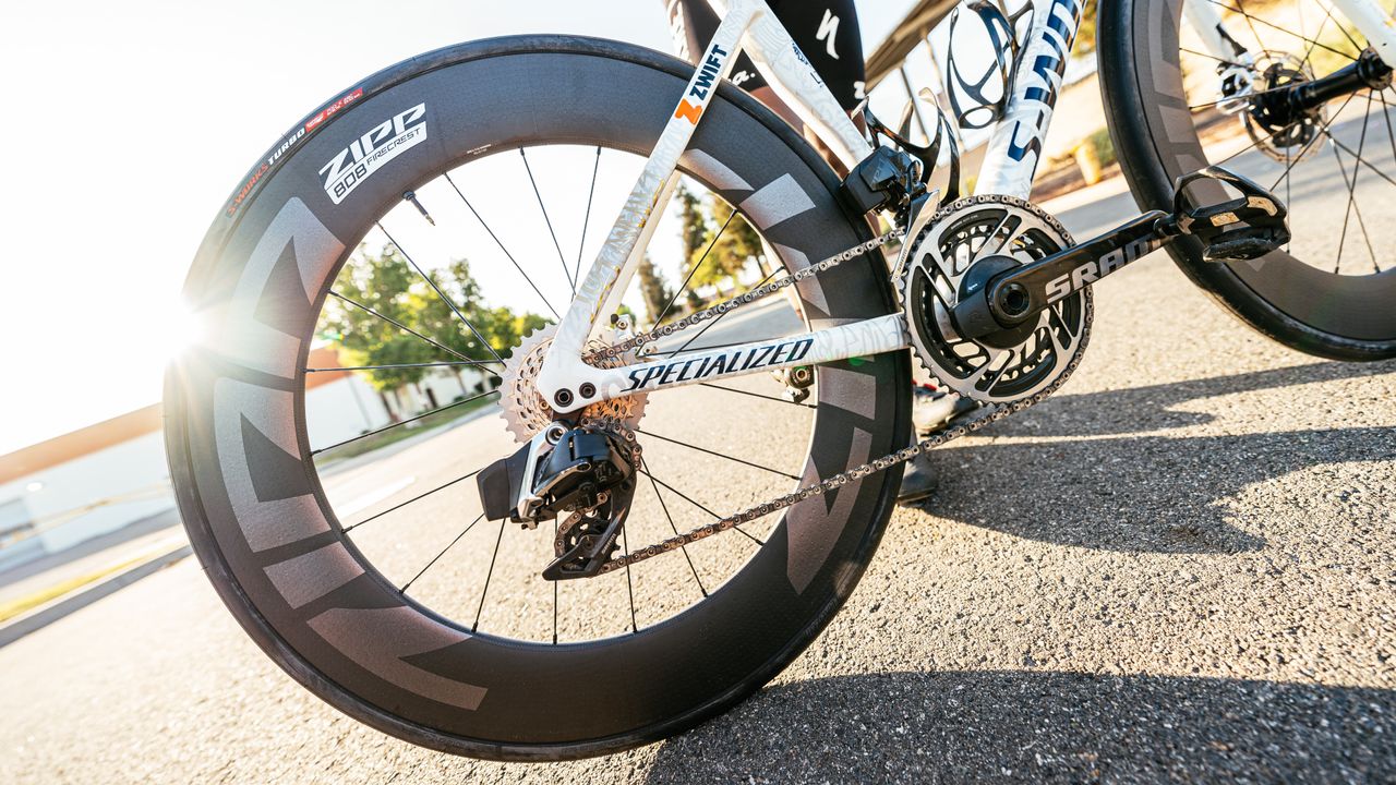 Zipp&#039;s 808 Firecrest wheels set up for crit race