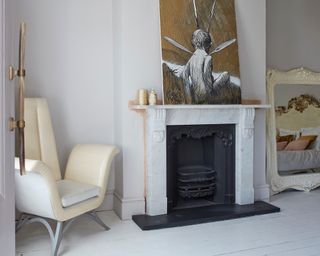 Fireplace in bedroom by Renaissance London