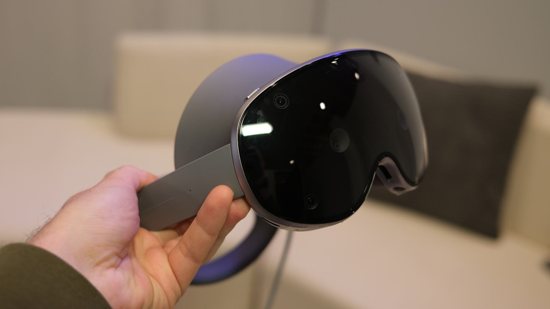 Samsung Galaxy XR hands-on image