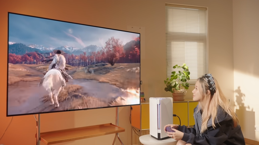 Tech creator 小宁子 XNZ with her 3-in-1 console creation, the 'Ningtendo PXBOX 5'