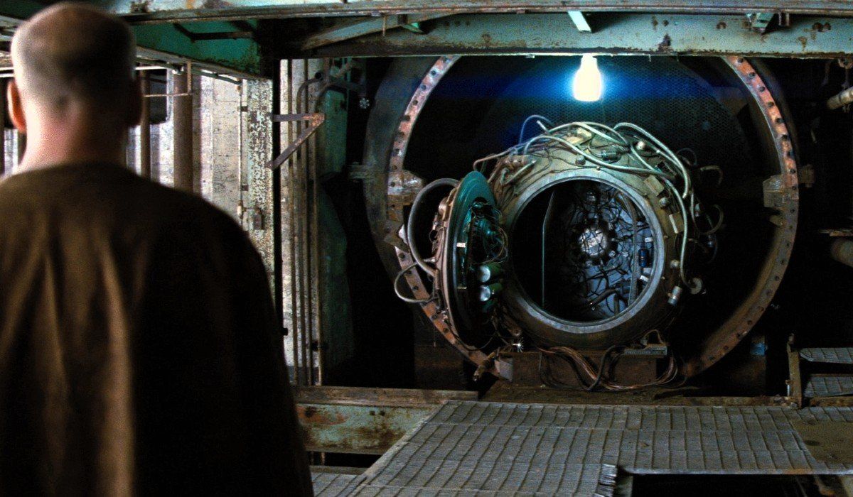 How Looper's Time Travel Works Cinemablend