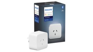 Philips Hue Smart Plug with box