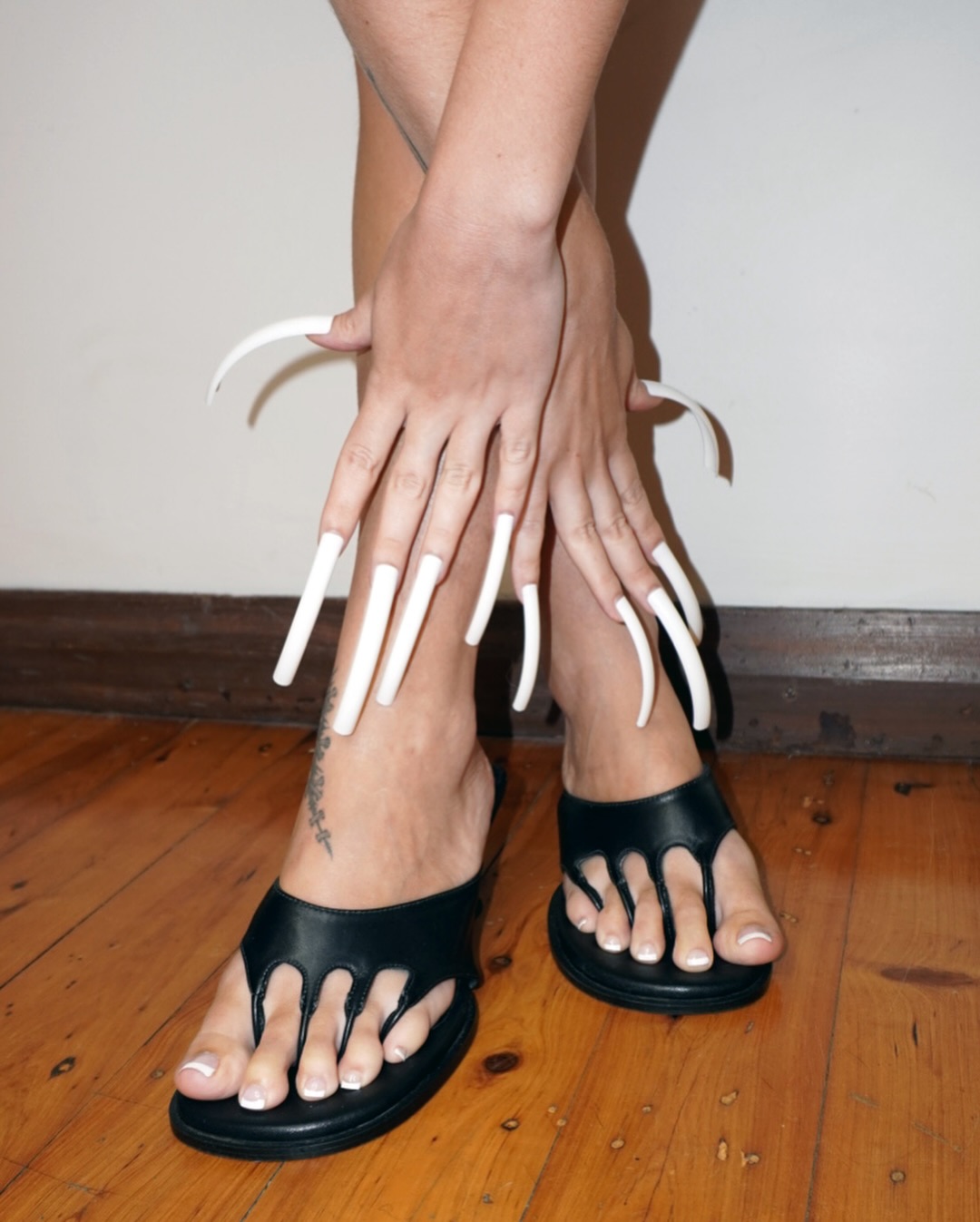 Curtsy shoes five toe sandals
