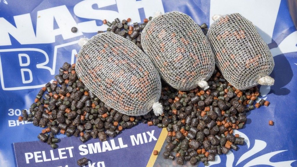 How to use pellets to catch carp