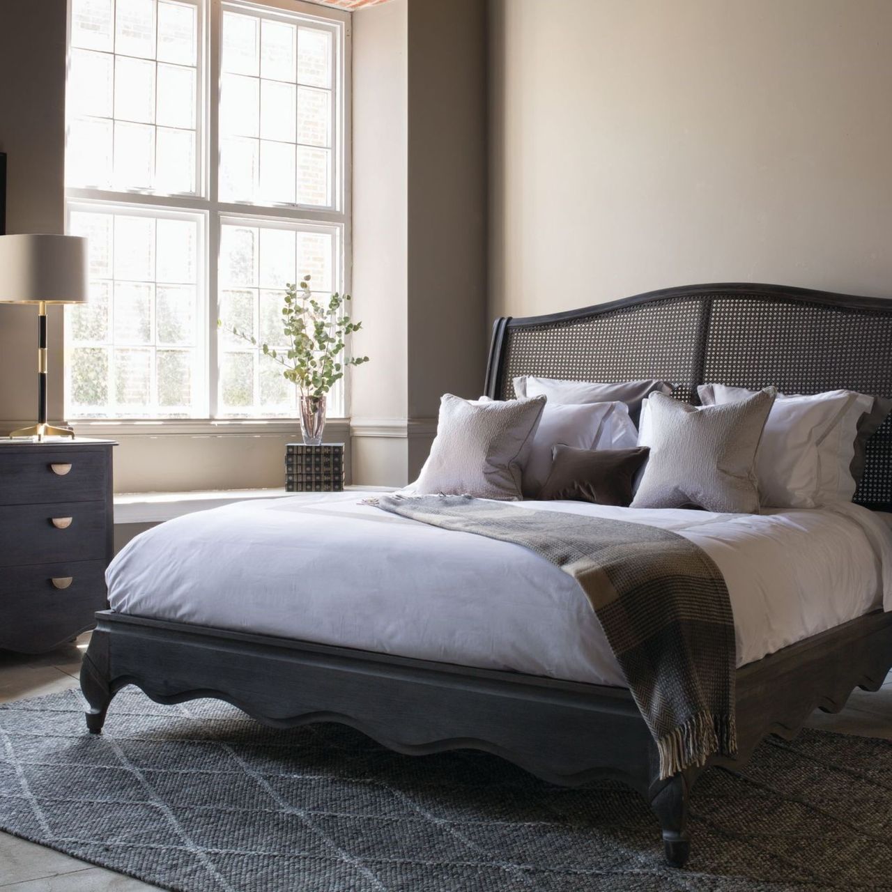 How to keep a bedroom cool: 25 ways to cool down in summer | Ideal Home