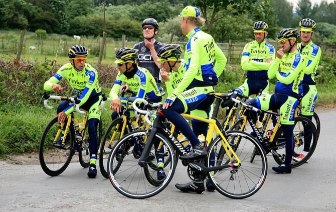 The Tinkoff-Saxo team looks a little lost in Leeds