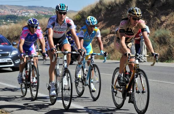 The five rode smoothly together