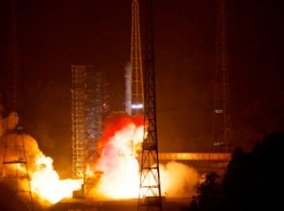 Liftoff of the Long March 3B rocket from Xichang carrying the Chinese Tiantong-1 (02) satellite on Nov. 12, 2020.