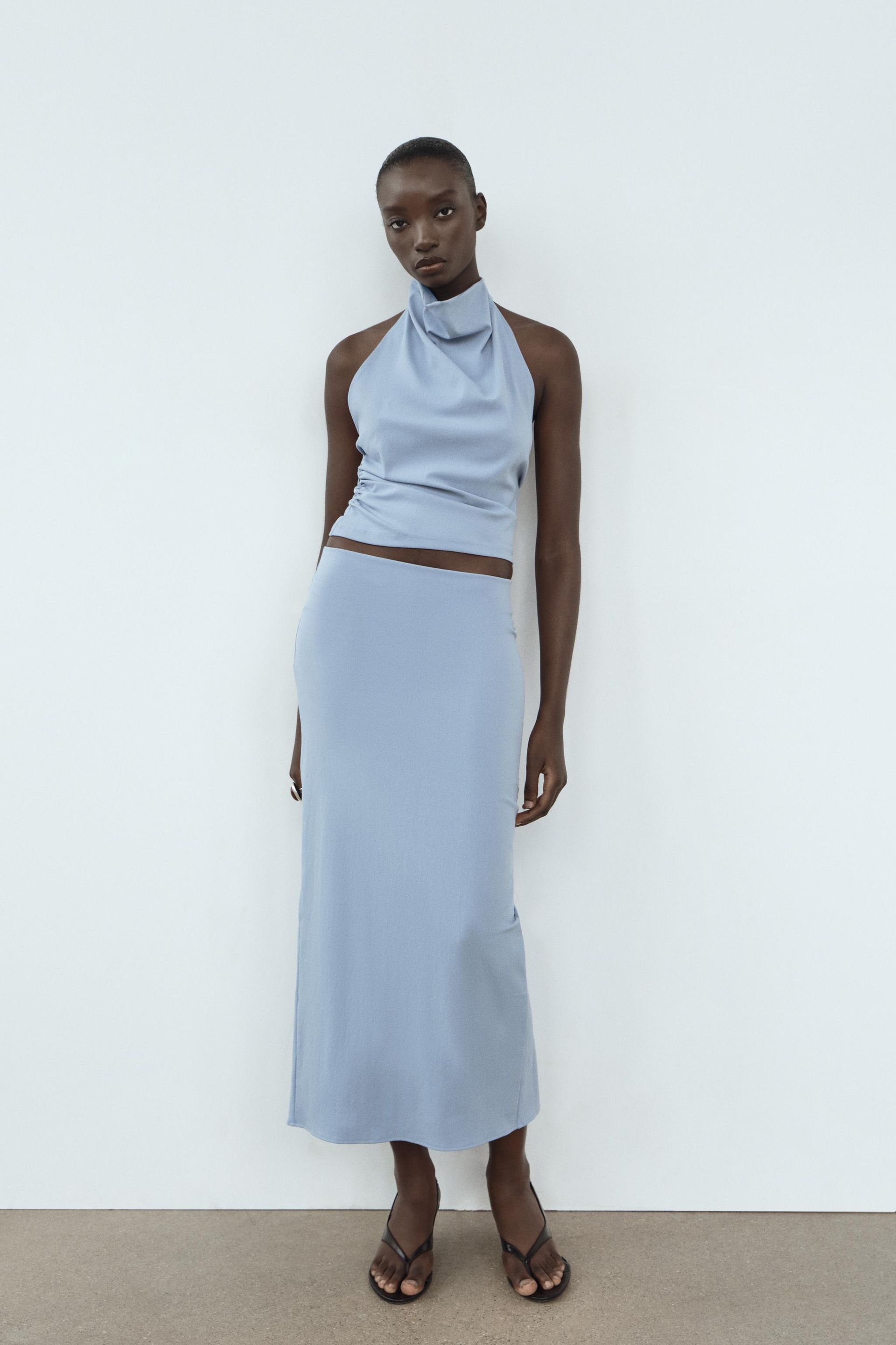 tgaC8SP8qm3cXCWyEDqez8-320-80 2025 年に向けて新鮮さを感じる 8 つの洗練された色の組み合わせ