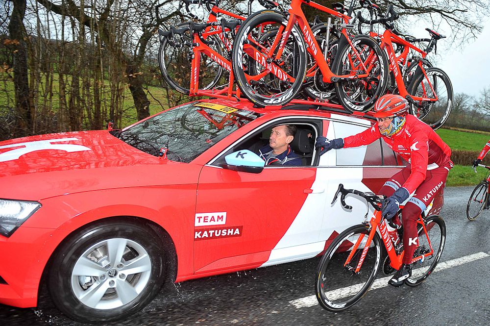 Sergey Lagutin (Katusha) spends a moment at the team car