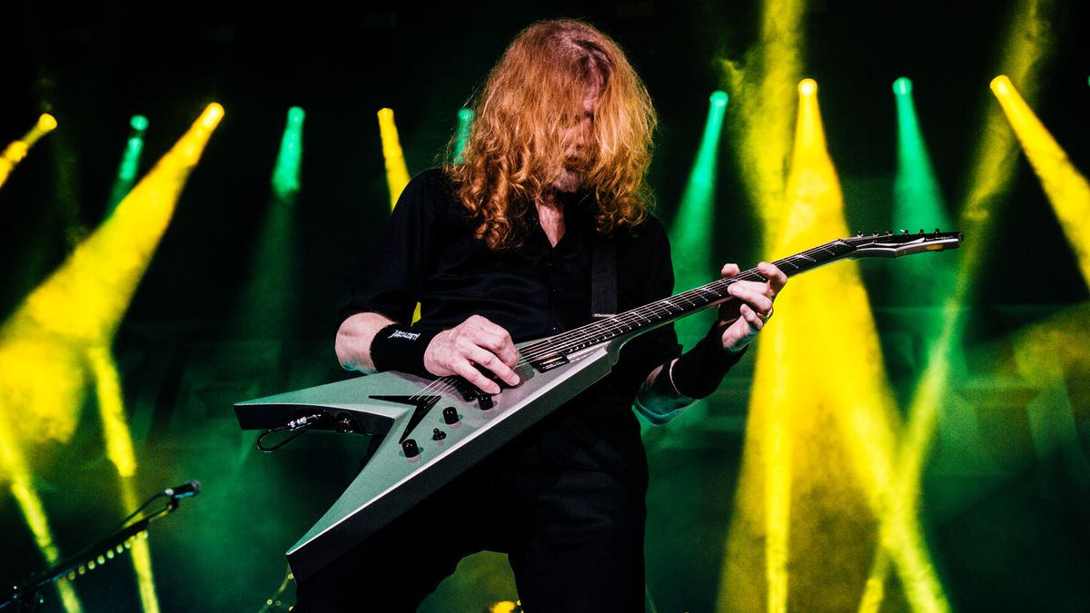 Dave Mustaine of Megadeth performs at Motorpoint Arena on January 30, 2020 in Cardiff, Wales