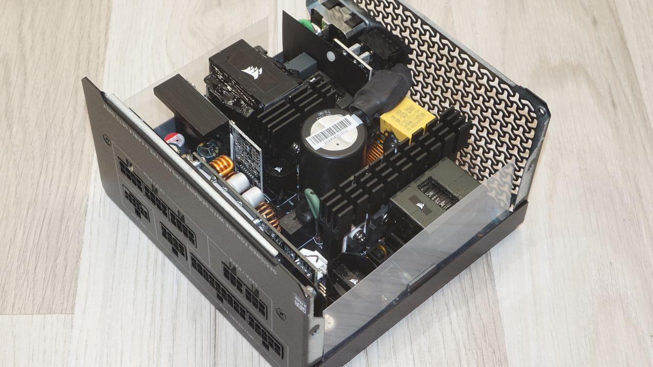 Corsair RM1000e ATX 3.1