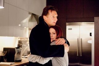 Chloe - Liam Neeson & Julianne Moore star in Atom Egoyanâ€™s erotic thriller