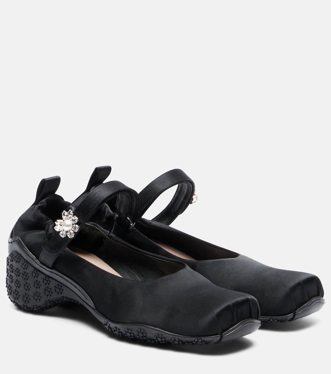 Ballet Runner Embellished Ballet Flats in Black - Simone Rocha