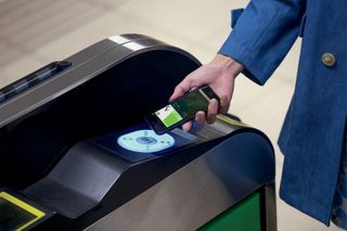 Apple Pay Express Transit Japan