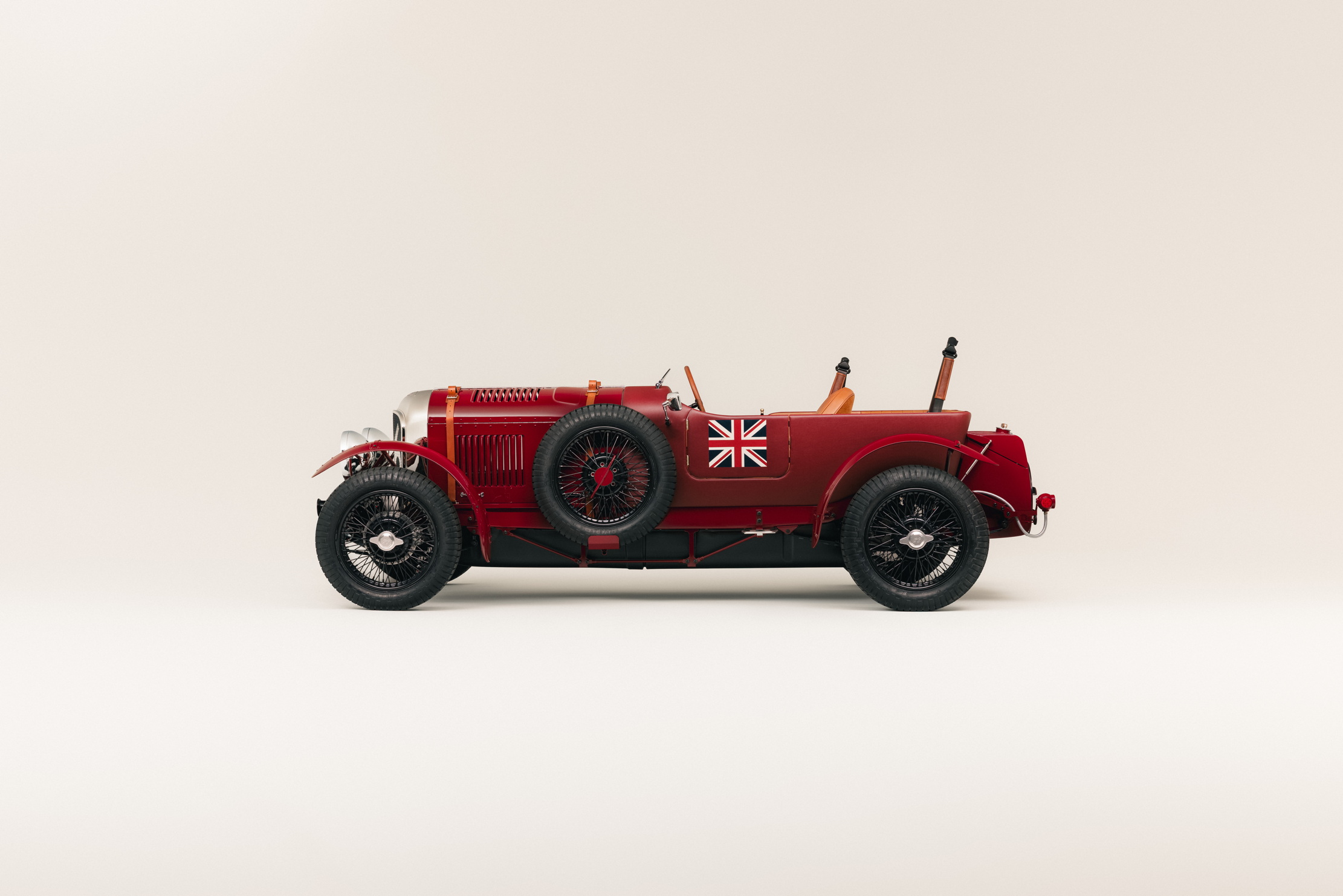 Side profile of the Blower Jr