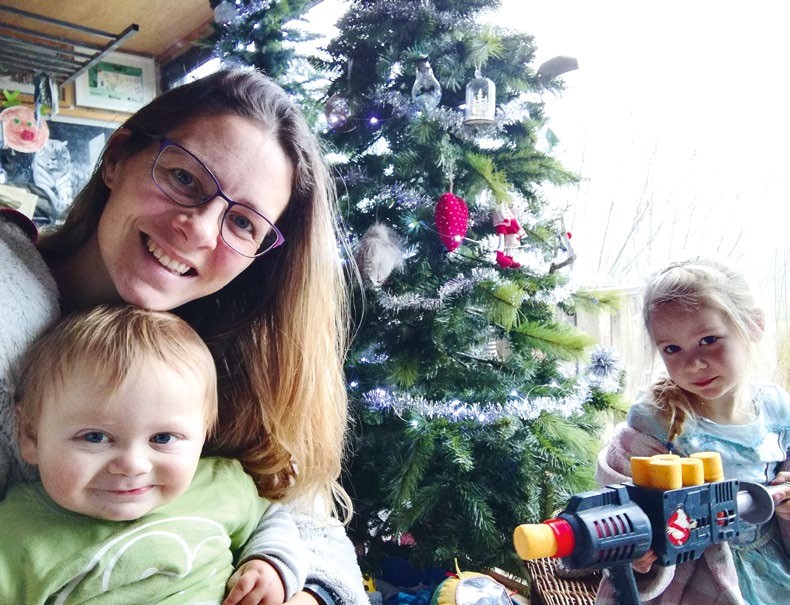 Charis with elsa and billy at christmas