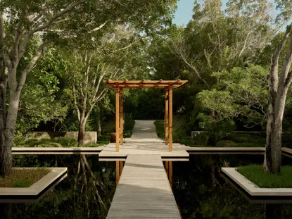 BLE22.travellers_tales.Amanyara