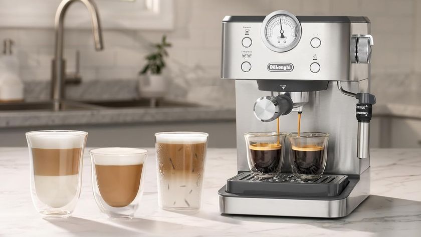 De&#039;Longhi Linea Classic espresso machine on kitchen counter with hot and cold coffee drinks