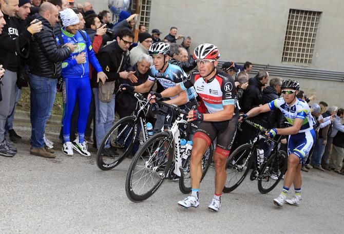 Stijn Devolder (Radioshack) walks the climb