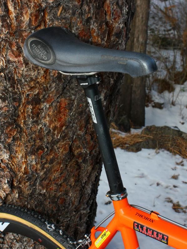 Trebon needs to use a beefy FSA FR-230 seatpost since there is so much of it sticking out of the frame.
