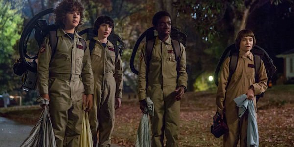 The Stranger Things boys in Ghostbusters costumes