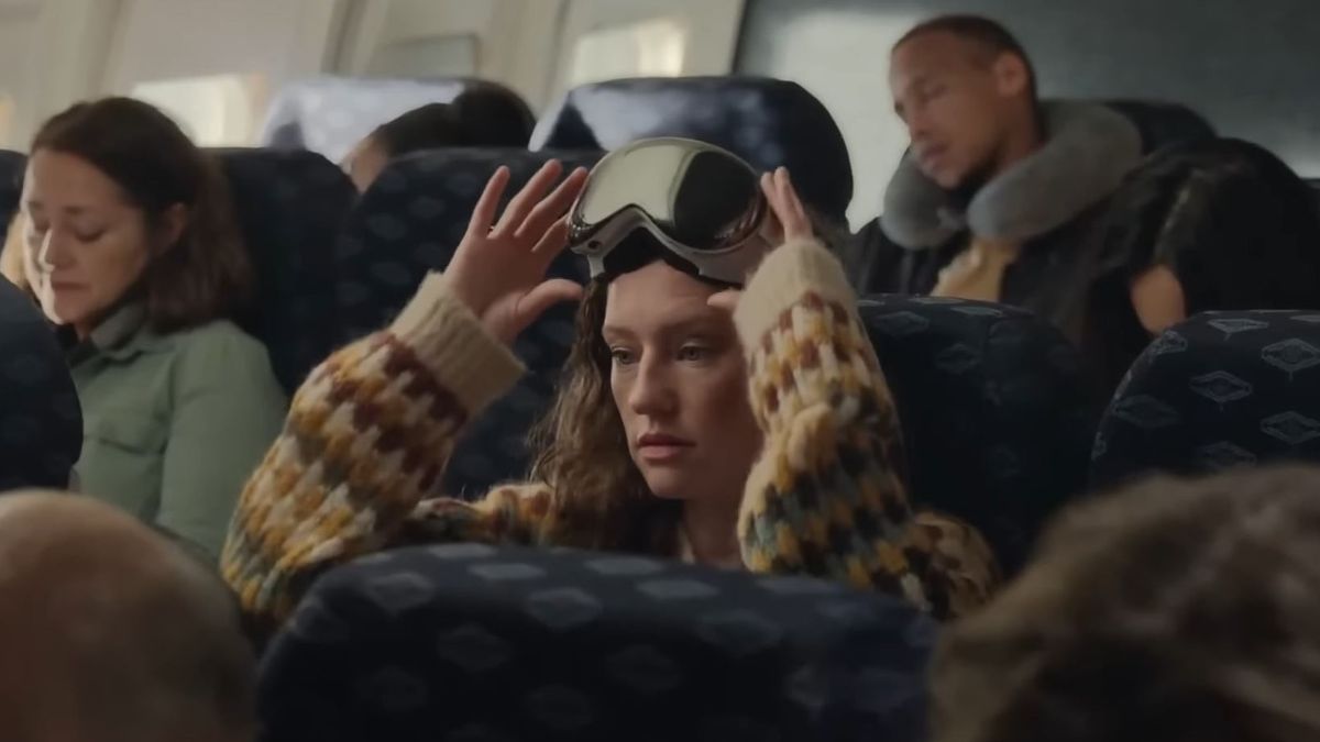 Apple aims for Vision Pro to be the priciest in-flight accessory on the global market
