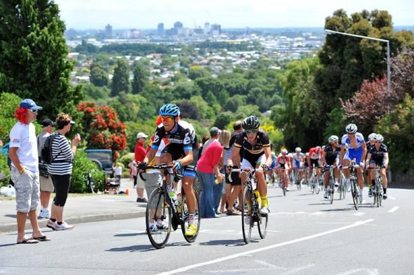 Jack Bauer (Garmin Cervelo) leads the peloton up Dyers Pass Rd.
