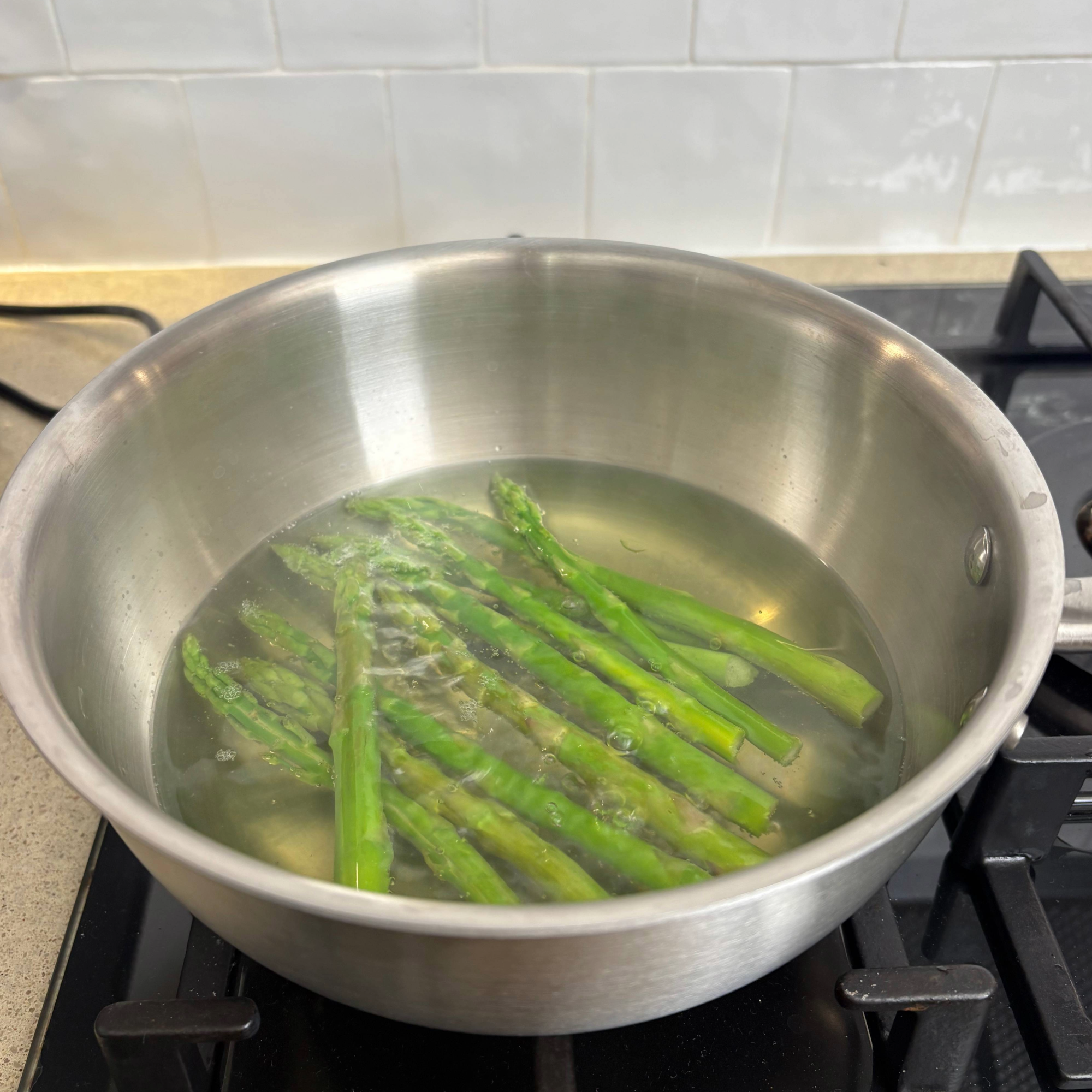 Testing the 'Made In' Stainless Steel Cookware Set at home