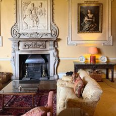 An image of the interiors of Hartwell House. 