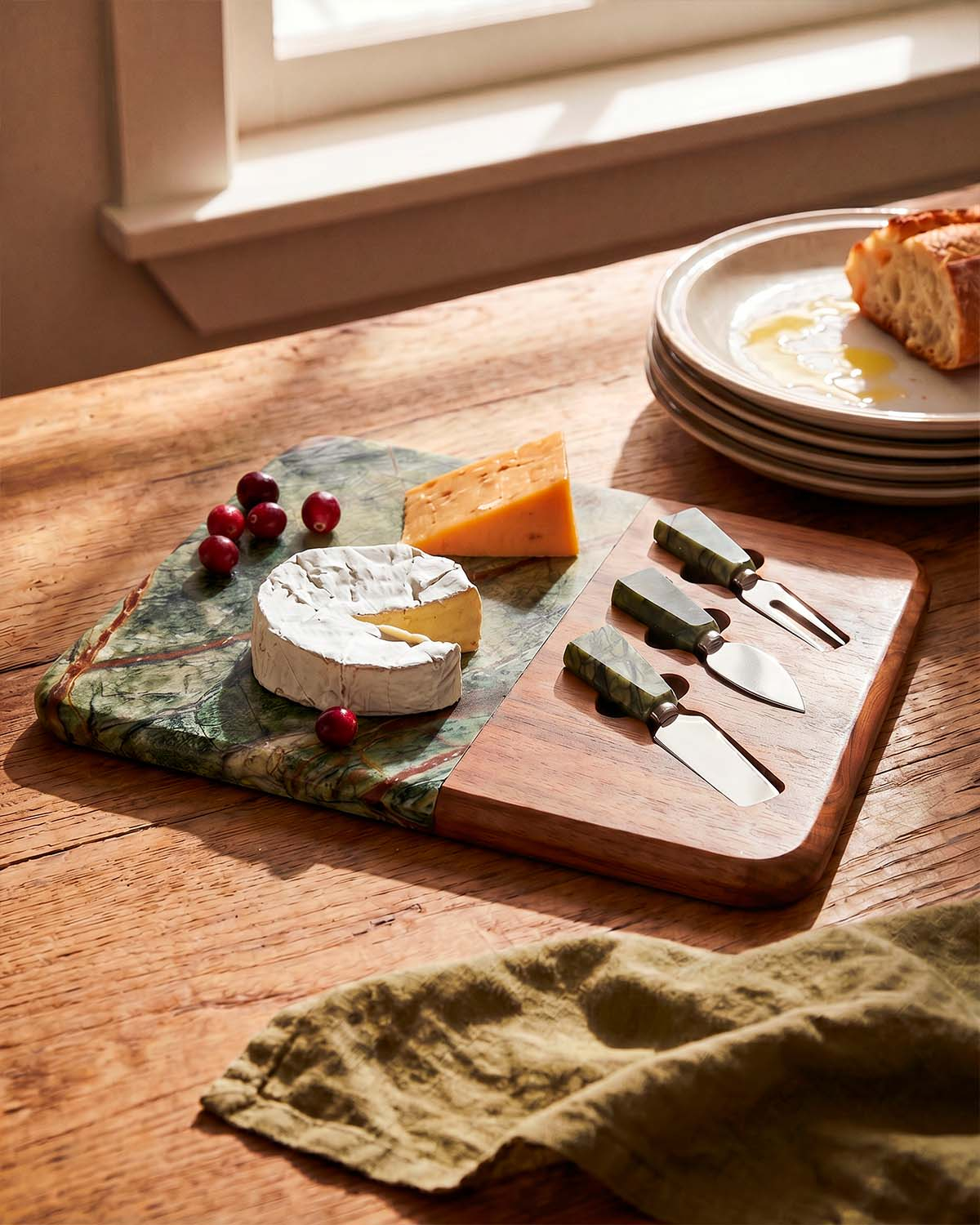 SerbalMarble and acacia wood cheese board set with 3 knives .
