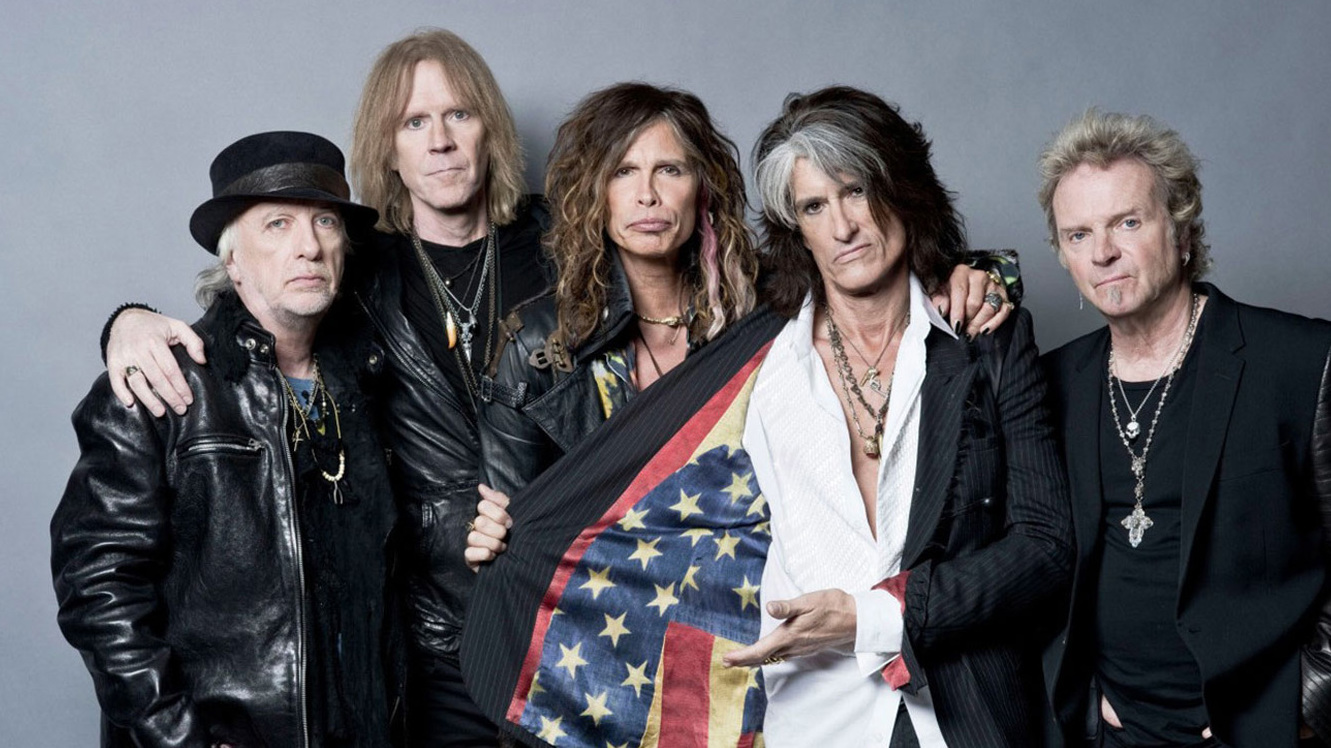 Tyler with his Aerosmith bandmates