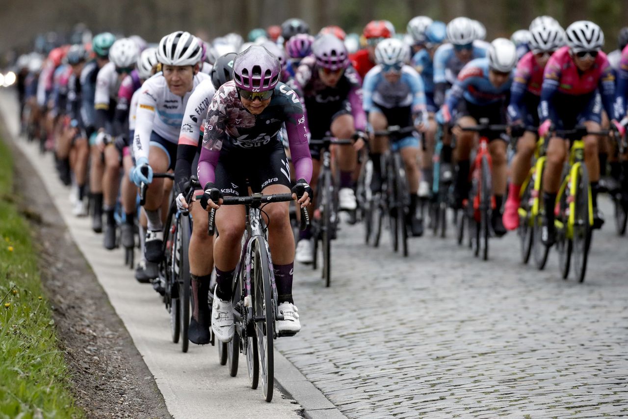 Scheldeprijs Women 2022 2nd Edition Schoten Schoten 1381 km 06042022 Liv Racing Xstra photo Rafa GomezSprintCyclingAgency2022
