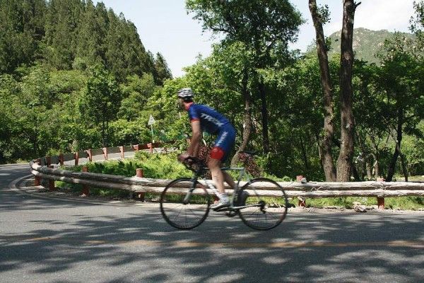 The climb is 11km long and gradual,