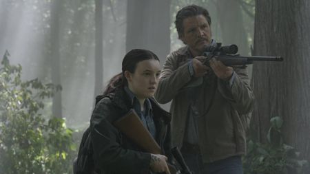 Bella Ramsey as Ellie and Pedro Pascal as Joel in The Last of Us
