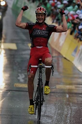 Marcus Burghardt (BMC) escaped from his breakaway in the final kilometre.