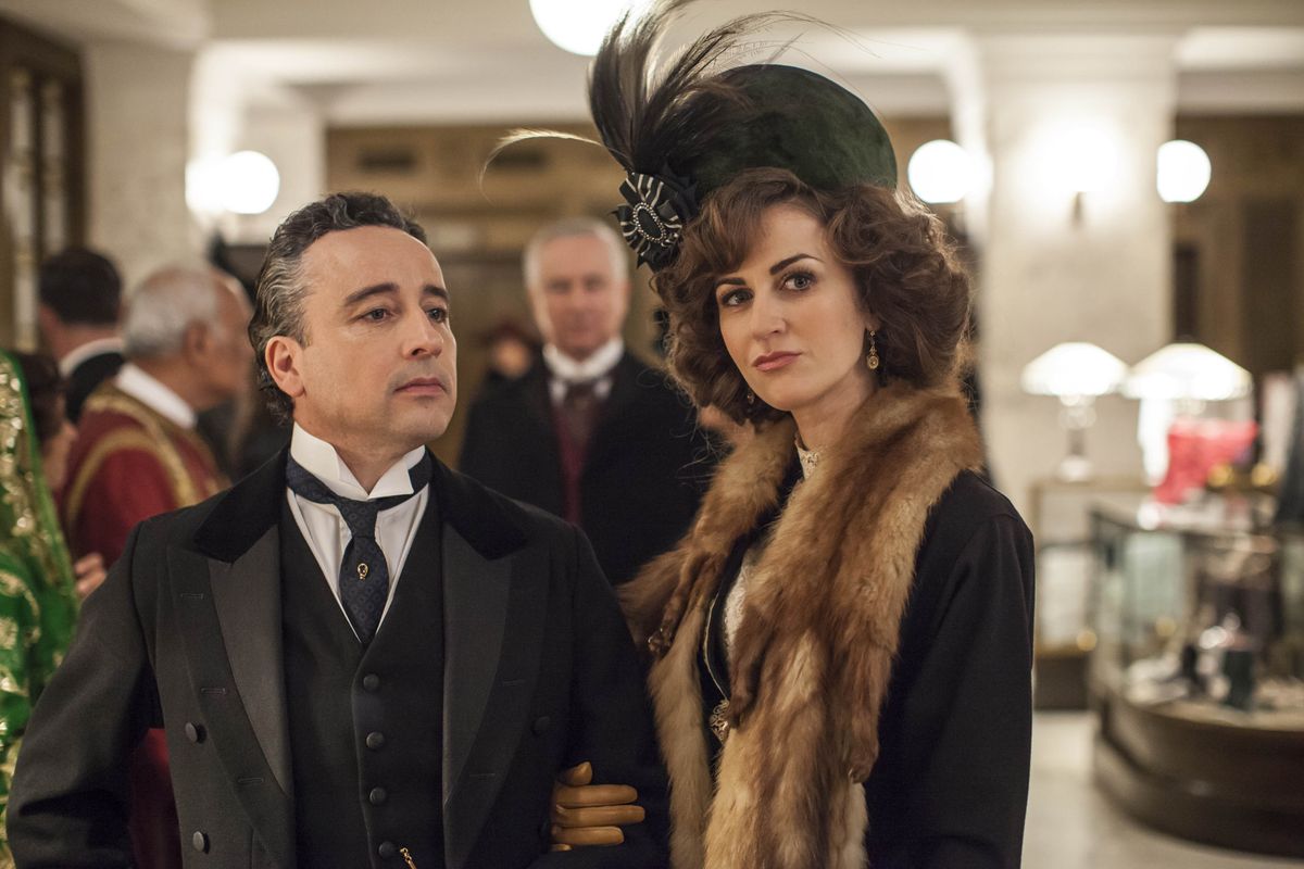 Katherine Kelly returns to Mr Selfridge and says: ‘it’s wonderful to be ...