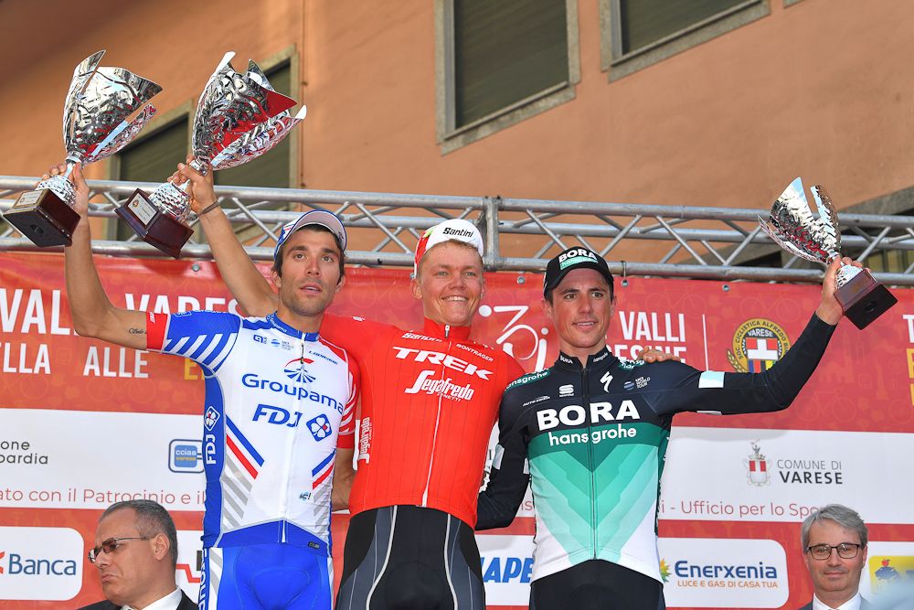 Thibaut Pinot, Toms Skujins, Peter Kennaugh on the Tre Valli Varesine podium