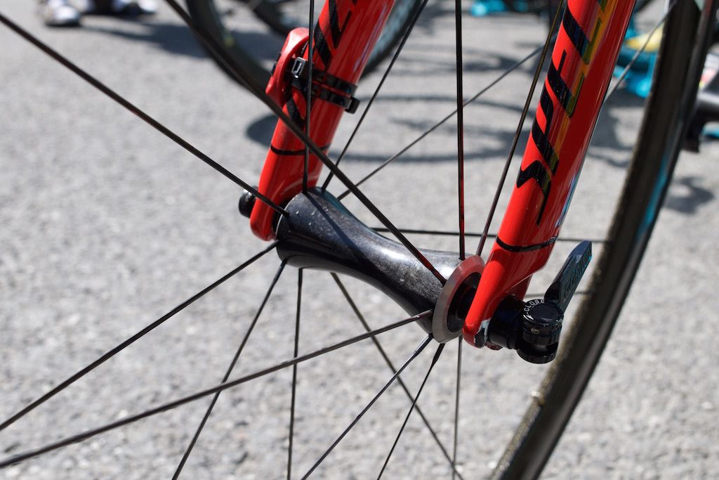 The front hub close up