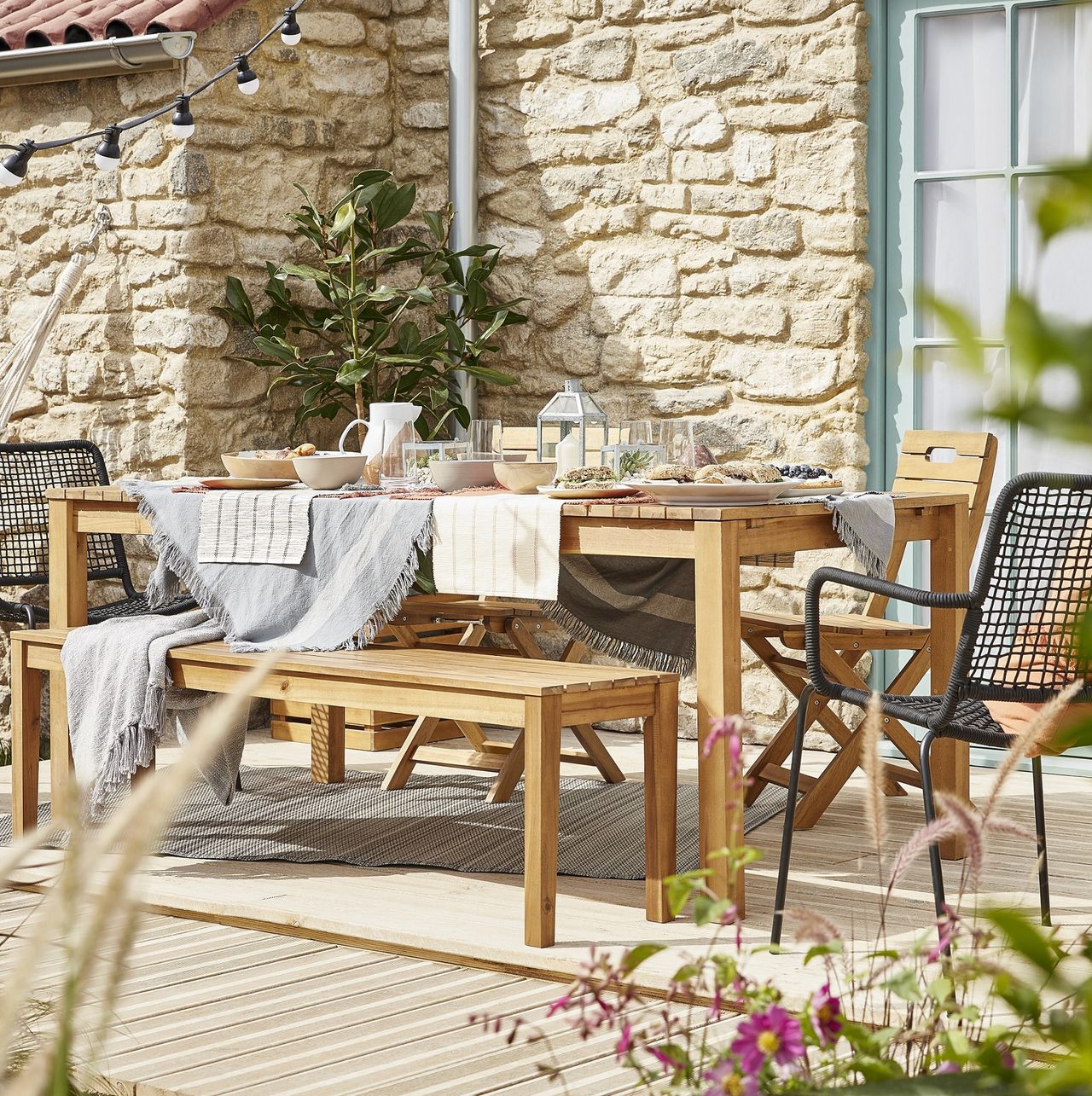 August bank holiday 2019 B&amp;Q garden furniture 