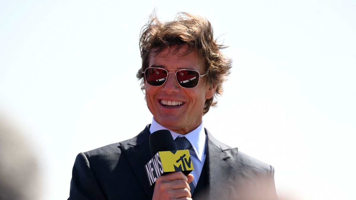 Tom Cruise at the Top Gun: Maverick global premiere