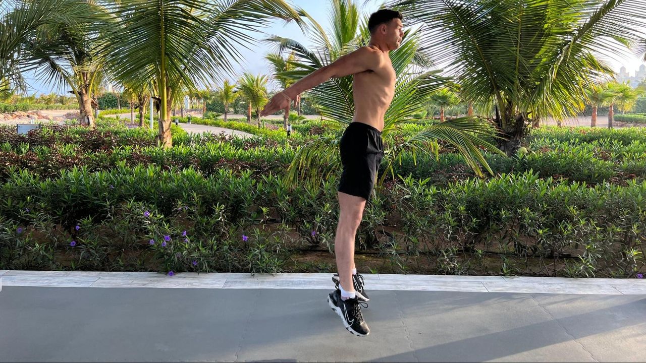 Sam Shaw performing a jump squat
