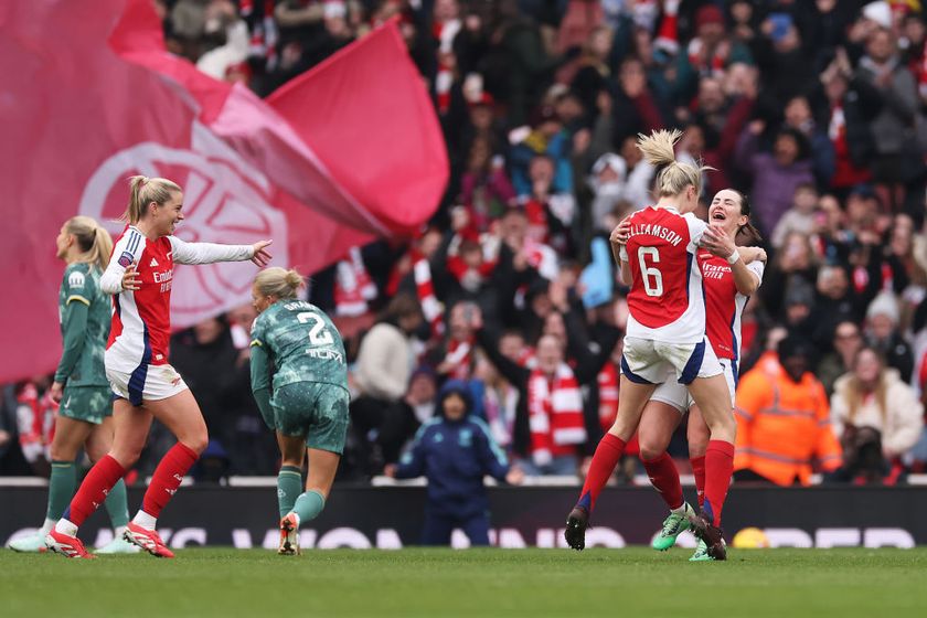 Emily Fox of Arsenal celebrates scoring her team&#039;s fifth goal with teammate Leah Williamson during the Barclays Women&#039;s Super League match between Arsenal FC and Tottenham Hotspur FC at Emirates Stadium on February 16, 2025 in London, England.