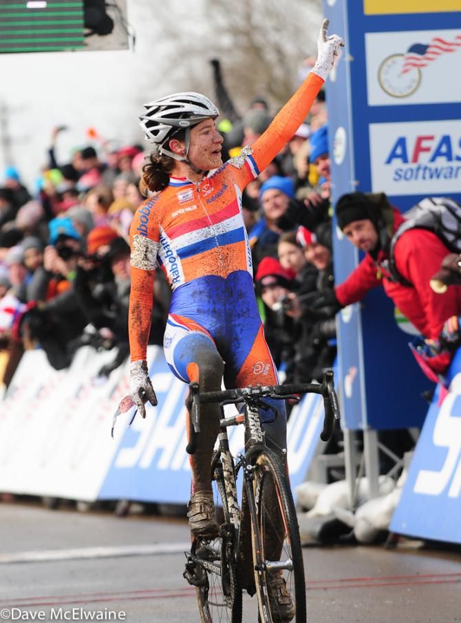 Marianne Vos (Netherlands) wins her sixth 'cross world title in Louisville, Kentucky