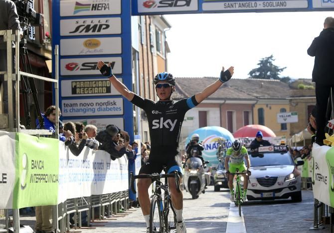 Peter Kennaugh (Team Sky) wins stage 2
