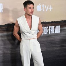 Barry Keoghan at the "Masters of the Air" premiere