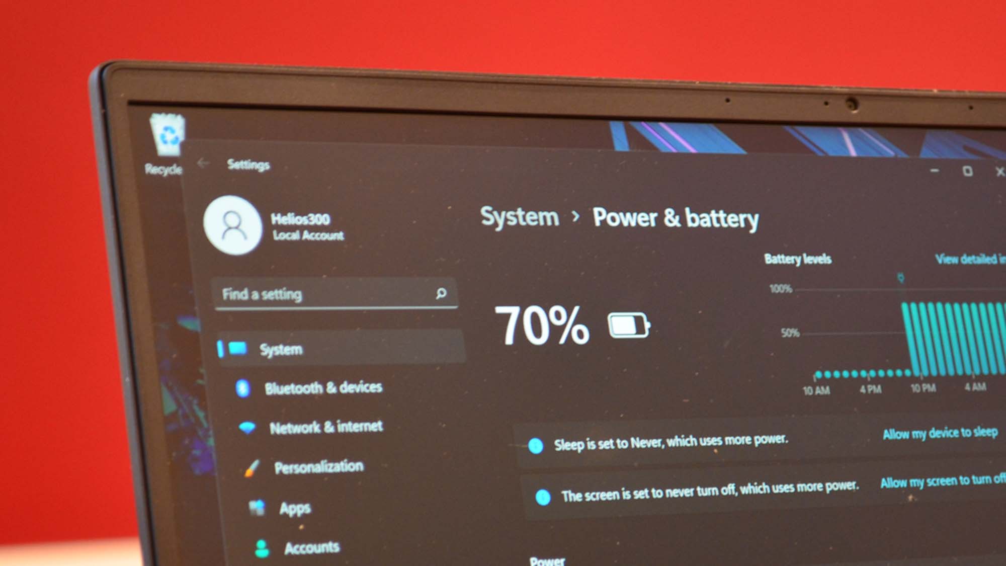 The Windows 11 battery monitor panel on an Acer Predator Helios 300 (2022).